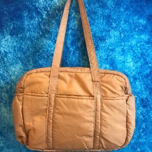 Beige Never-full Shoulder Bag